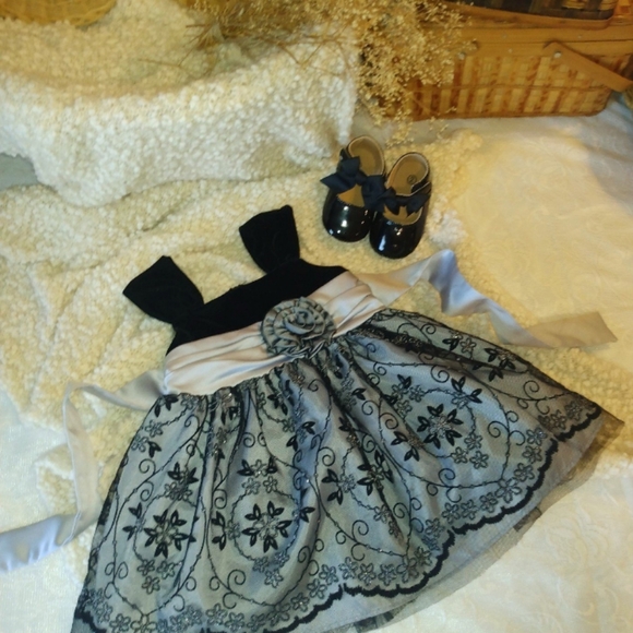 Baby dress - Picture 3 of 5